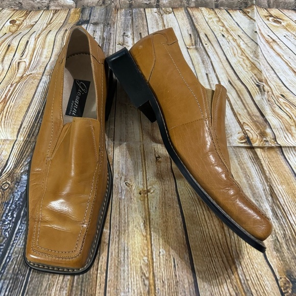 Giovanni Styles in Italy Men’s Size 12 Tan Leather square Toe Slip On Loafers - Picture 1 of 5